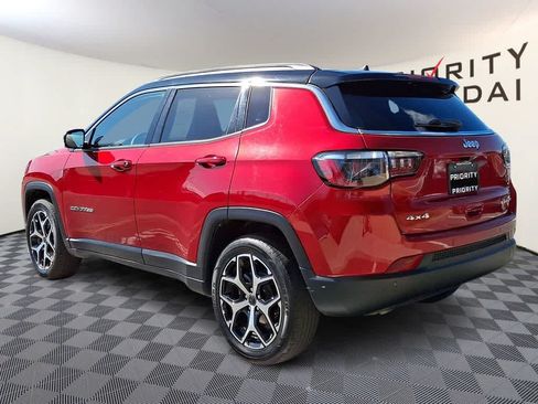 Used 2025 Jeep Compass Limited AWD/4WD image 7