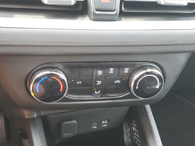 Used 2024 Chevrolet TrailBlazer LS w/ LS Convenience Package AWD/4WD image 27