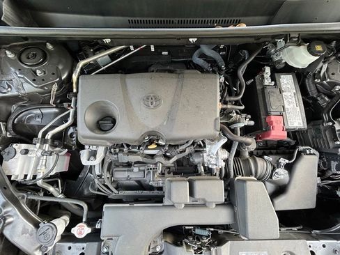 Used 2023 Toyota RAV4 LE FWD image 11