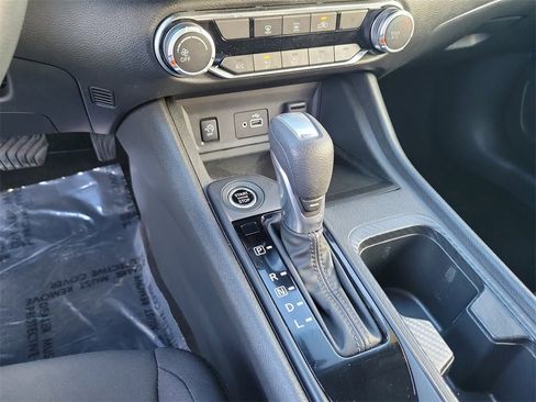 Certified 2024 Nissan Sentra S image 22