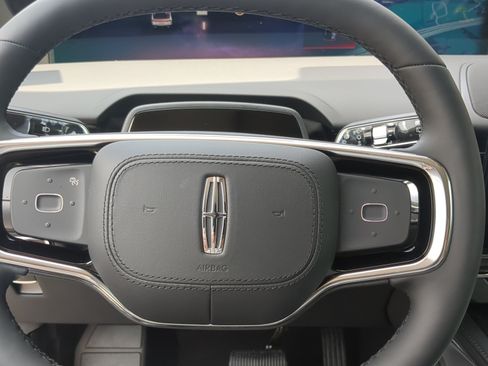 New 2026 Lincoln Nautilus Premier w/ Equipment Group 102A AWD/4WD image 12