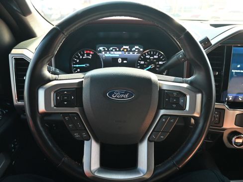 Used 2022 Ford F450 Platinum w/ FX4 Off-Road Package image 20