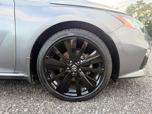 Used 2022 Nissan Altima 2.5 SR AWD/4WD image 8