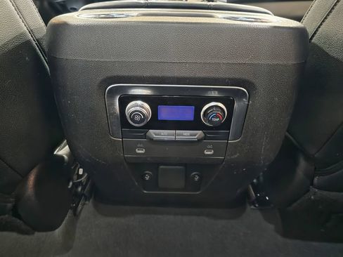 Certified 2022 GMC Yukon XL SLE w/ Gmc Pro Safety Plus Package AWD/4WD image 20