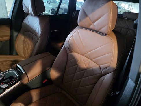New 2026 BMW X5 sDrive40i w/ Premium Package RWD image 9