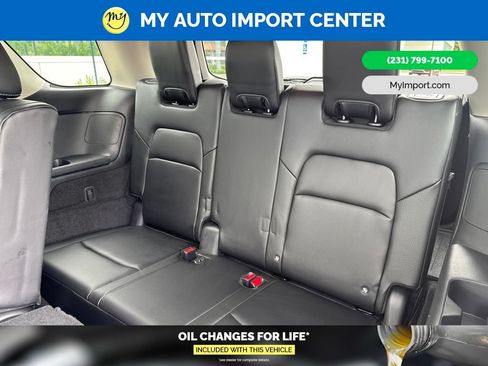 Used 2024 Nissan Pathfinder SL AWD/4WD image 27