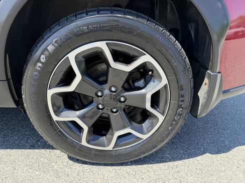 Used 2014 Subaru Crosstrek 2.0i Premium AWD/4WD image 12