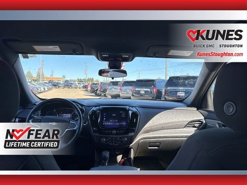 Used 2023 Chevrolet Traverse LT w/ LPO, Floor Liner Package image 45