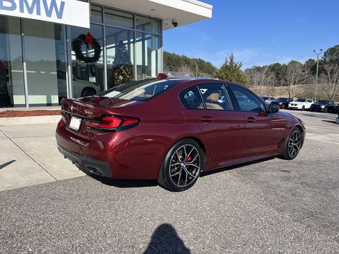 Certified 2023 BMW 530i xDrive w/ M Sport Package image 8