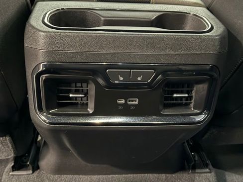 Used 2022 Chevrolet Silverado 1500 ZR2 image 36