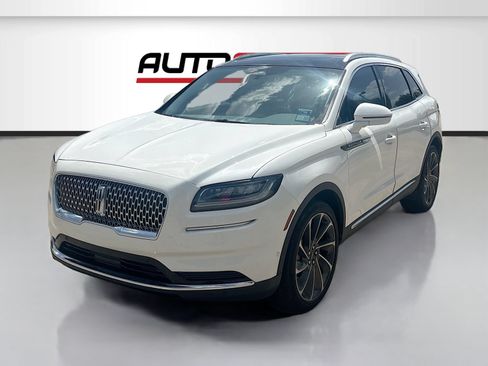 Used 2022 Lincoln Nautilus Reserve w/ Equipment Group 201A FWD image 3