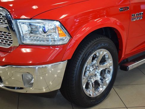 Used 2016 RAM 1500 Laramie w/ Convenience Group AWD/4WD image 10