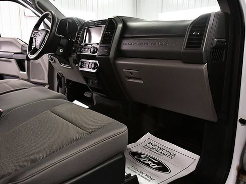 Used 2020 Ford F250 XL w/ STX Appearance Package AWD/4WD image 31