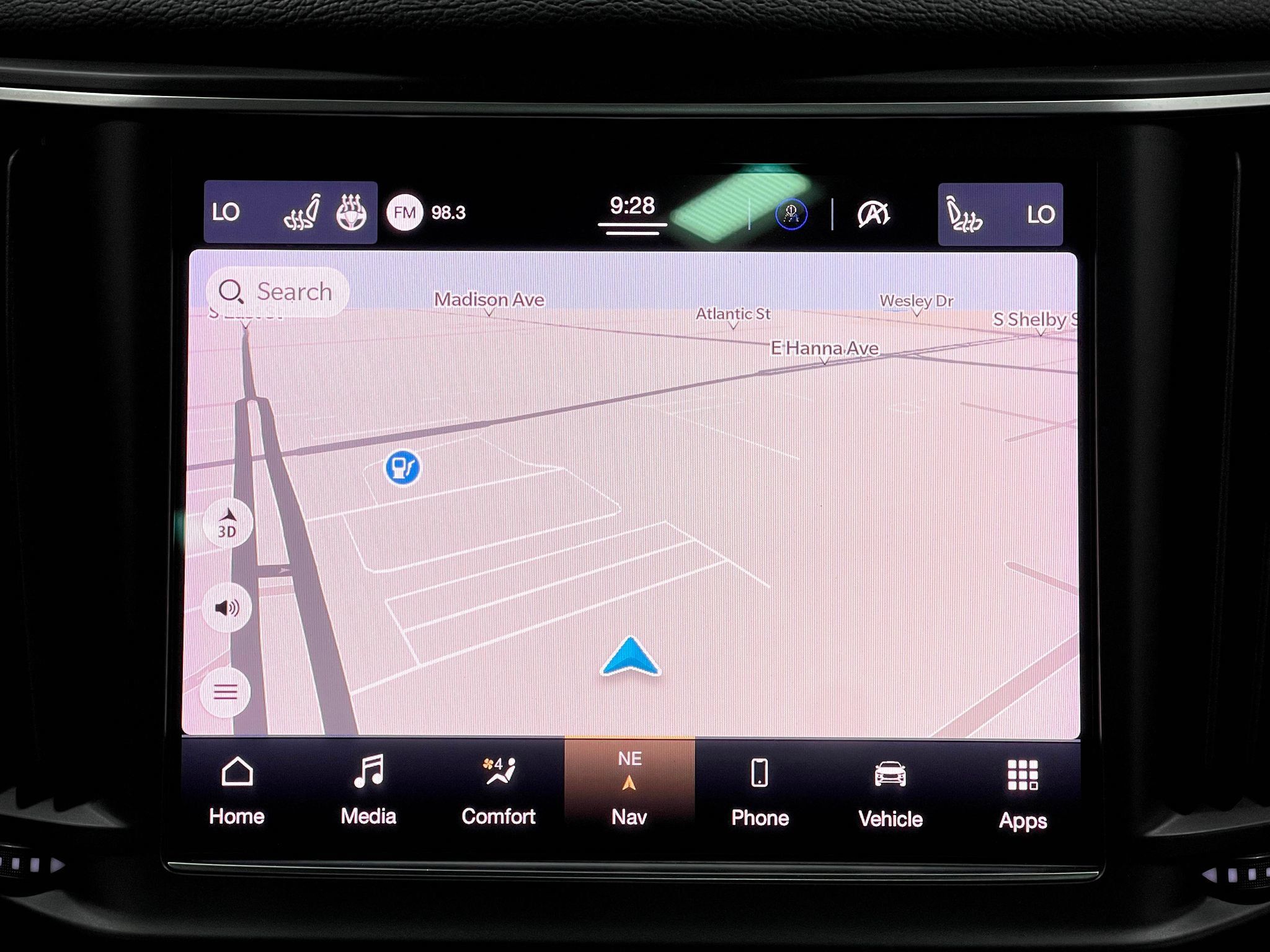 Used 2021 Maserati Levante AWD/4WD image 10
