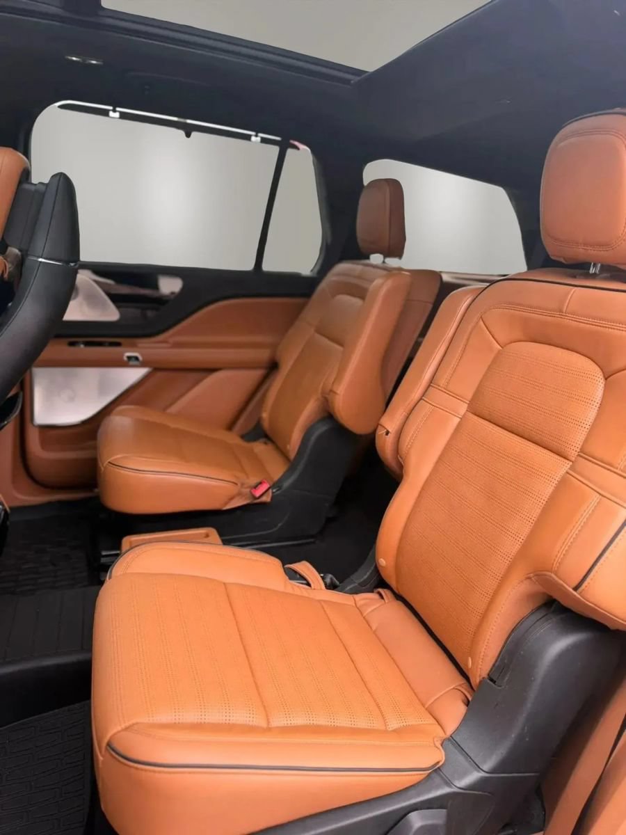 Used 2021 Lincoln Aviator Black Label w/ Dynamic Handling Package AWD/4WD image 18