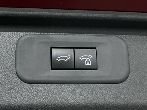 Used 2024 Toyota Grand Highlander AWD Hybrid image 11