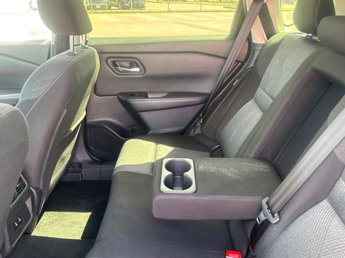Certified 2025 Nissan Rogue SV FWD image 40