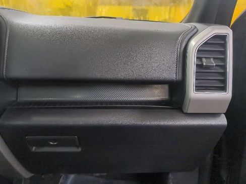 Certified 2019 Ford F150 Lariat w/ Equipment Group 502A Luxury image 29