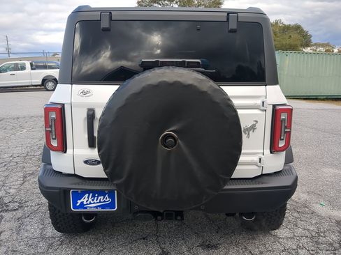 Certified 2024 Ford Bronco Badlands image 4