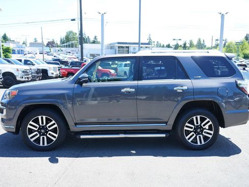 Used 2015 Toyota 4Runner Limited AWD/4WD image 2