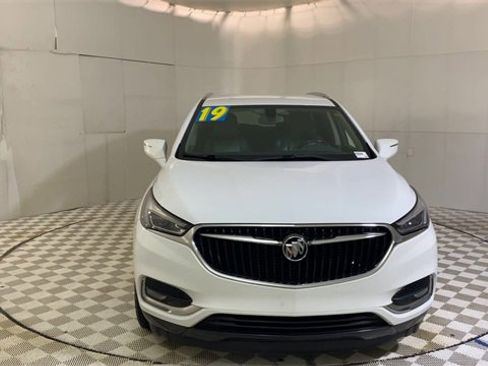 Used 2019 Buick Enclave Essence w/ Trailering Package, 5000 lbs. image 3
