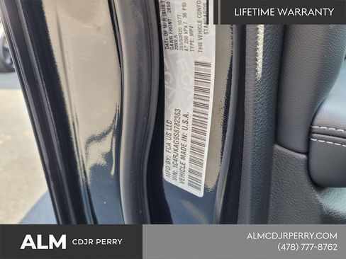 New 2025 Jeep Grand Cherokee L Altitude image 15