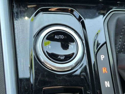 Certified 2024 Chevrolet Colorado LT w/ Advanced Trailering Package image 29