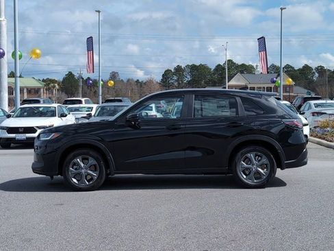 New 2026 Honda HR-V LX image 2