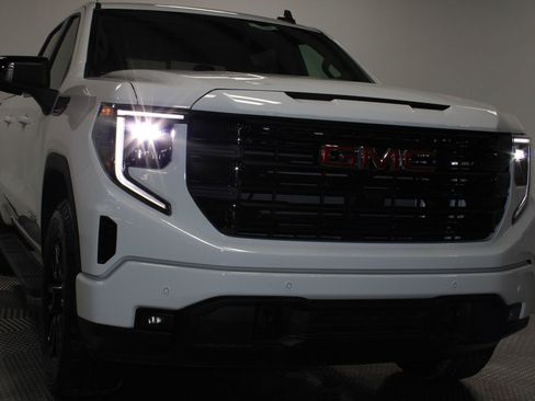 New 2026 GMC Sierra 1500 Elevation w/ Elevation Premium Package AWD/4WD image 3