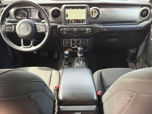 Used 2021 Jeep Gladiator Overland AWD/4WD image 10