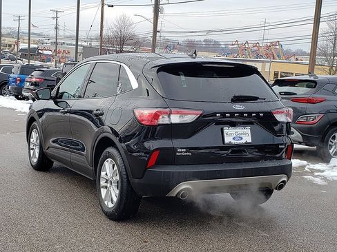 Certified 2021 Ford Escape SE image 7