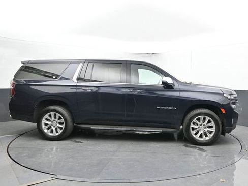 Used 2023 Chevrolet Suburban Premier AWD/4WD image 12