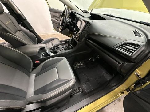 Used 2021 Subaru Crosstrek 2.5i Sport w/ Moonroof Package image 21