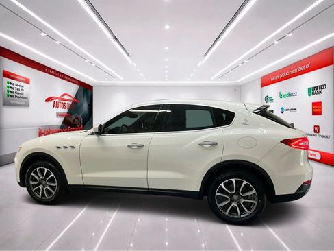 Used 2018 Maserati Levante AWD/4WD image 5