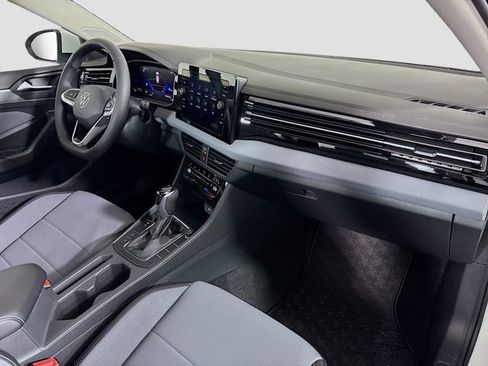 New 2026 Volkswagen Jetta SE image 29