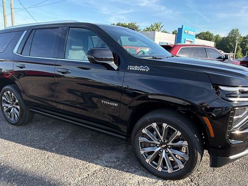 New 2026 Chevrolet Tahoe High Country AWD/4WD image 6