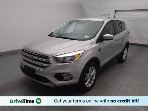 Used 2019 Ford Escape SE FWD image 1
