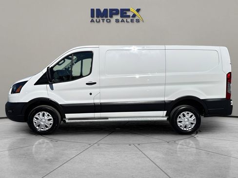 Used 2024 Ford Transit 250 Base w/ Exterior Upgrade Package image 2