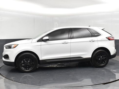 Used 2024 Ford Edge SEL w/ Convenience Package AWD/4WD image 16