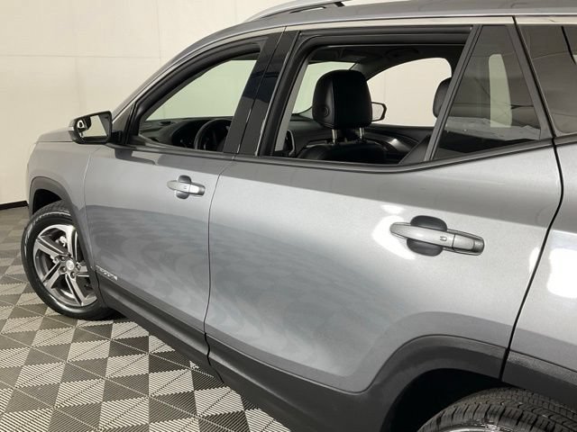 Used 2020 GMC Terrain SLT w/ LPO, Floor Liner Package FWD image 35
