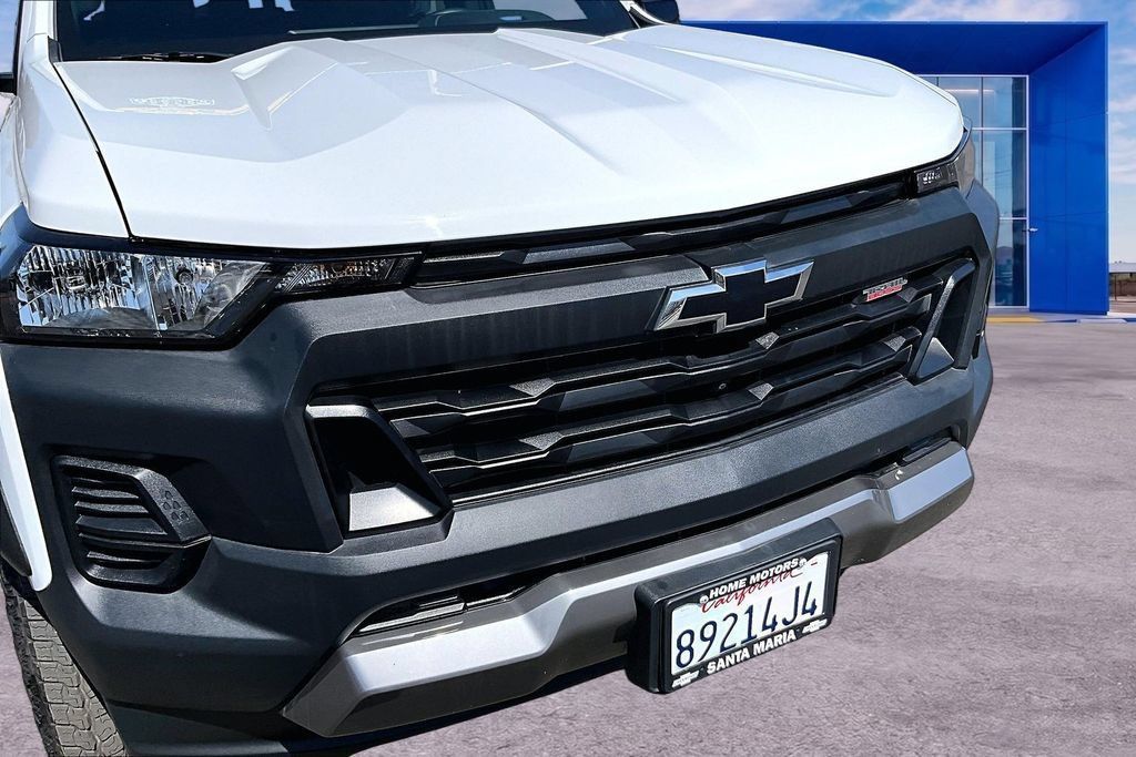 Used 2026 Chevrolet Colorado Trail Boss AWD/4WD image 25
