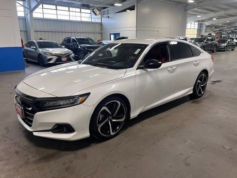Used 2021 Honda Accord Sport image 7