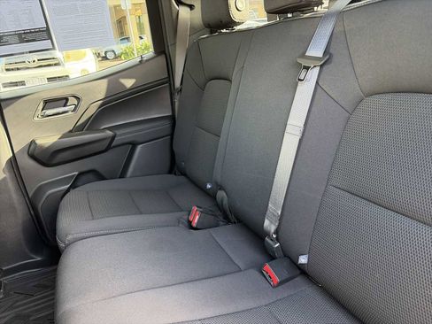 Used 2025 Chevrolet Colorado LT image 23