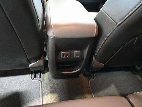 Used 2017 Chevrolet Colorado Z71 image 25