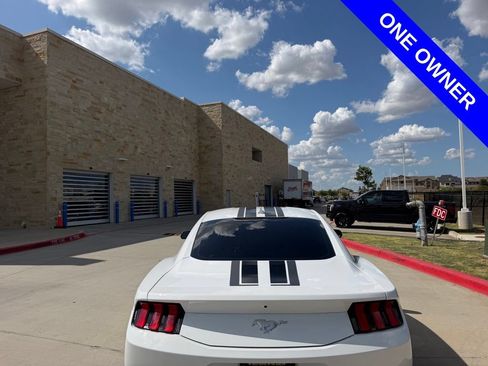 Used 2024 Ford Mustang Coupe RWD image 7