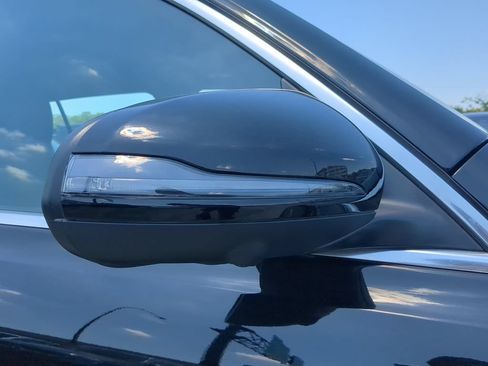 Certified 2024 Mercedes-Benz GLB 35 AMG 4MATIC image 9