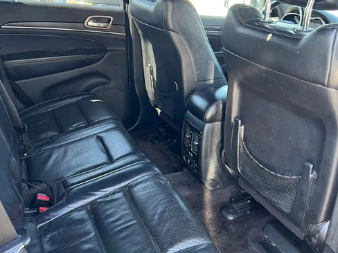 Used 2017 Jeep Grand Cherokee Limited w/ Luxury Group II RWD image 13