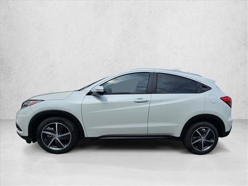 Used 2021 Honda HR-V EX image 9