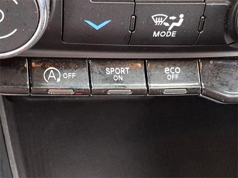 Certified 2024 Dodge Durango GT image 27