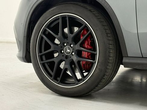 Used 2018 Mercedes-Benz GLE 63 AMG S w/ Premium 3 Package image 40